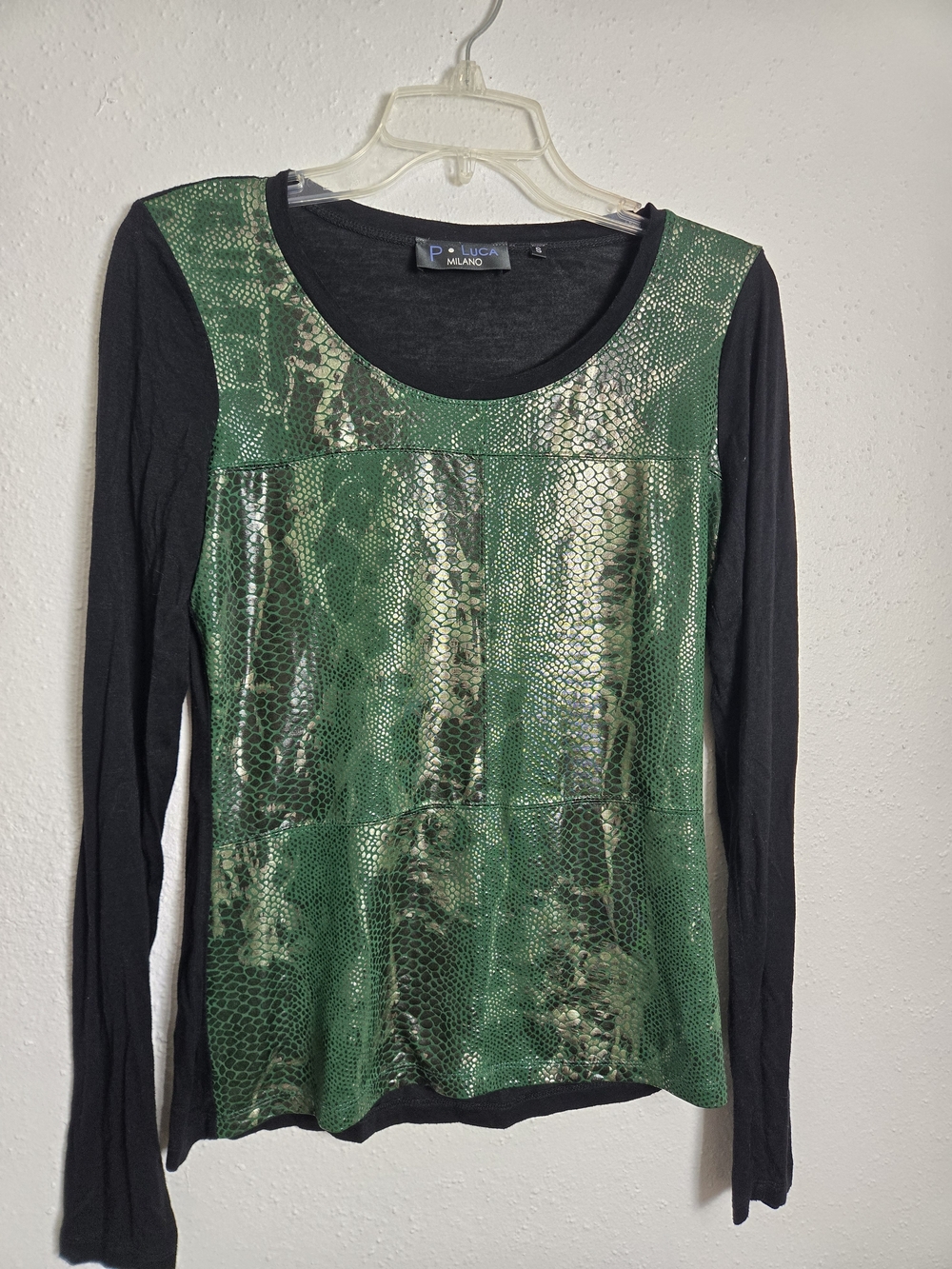 P. Luca Milano Green Snakeskin Front Long Sleeve Top